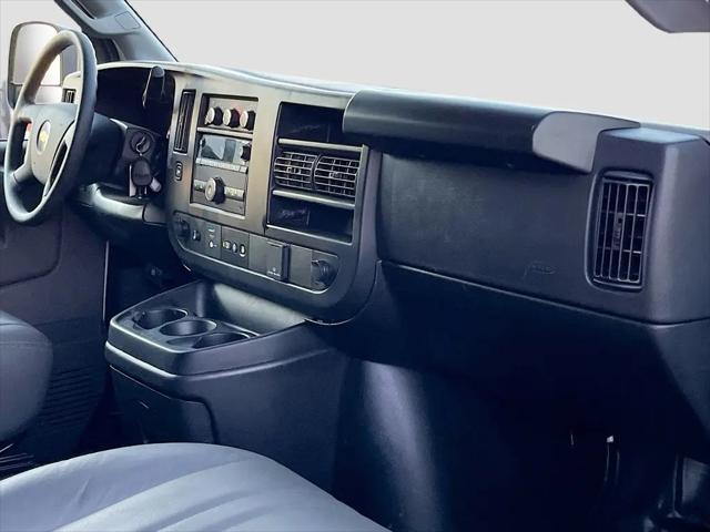 2025 Chevrolet Express Cargo Van RWD 2500 Extended Wheelbase WT