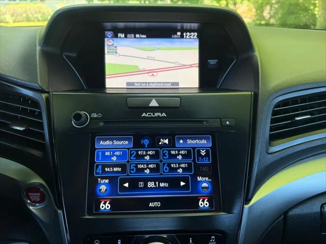 2016 Acura ILX Premium/A-Spec Package