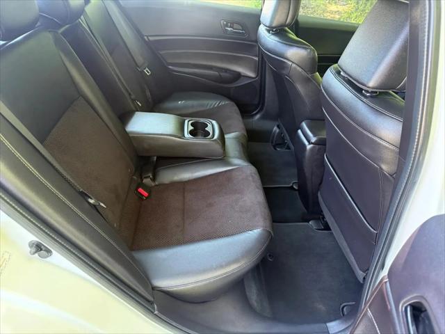 2016 Acura ILX Premium/A-Spec Package