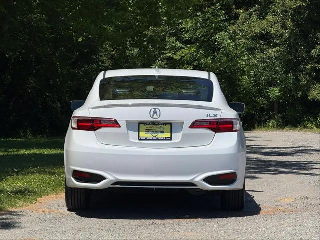 2016 Acura ILX Premium/A-Spec Package