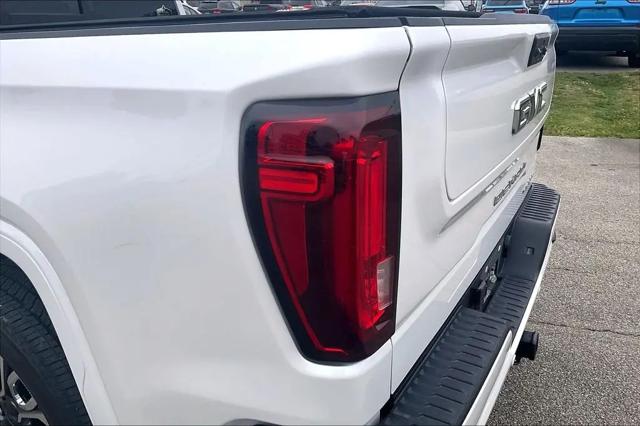 2024 GMC Sierra 1500 4WD Crew Cab Short Box Denali Ultimate