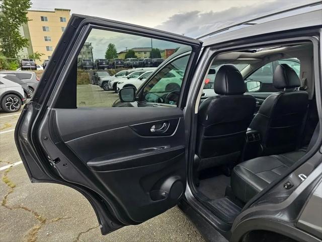 2015 Nissan Rogue SL