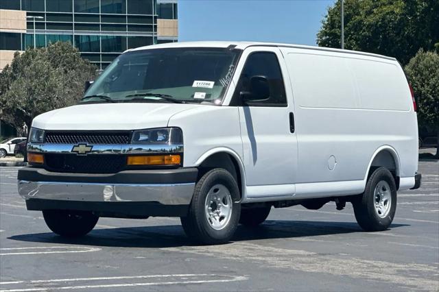 2026 Chevrolet Express Cargo Van 2500 Regular Wheelbase, WT, RWD