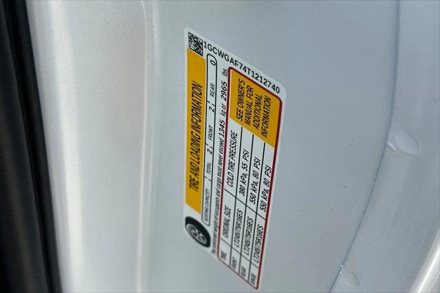 2026 Chevrolet Express Cargo Van 2500 Regular Wheelbase, WT, RWD