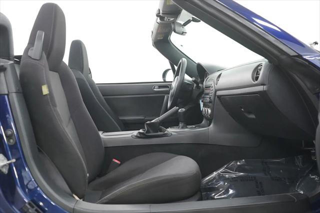 2010 Mazda MX-5 Sport