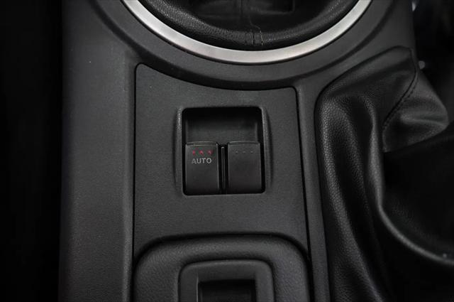 2010 Mazda MX-5 Sport
