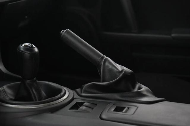 2010 Mazda MX-5 Sport