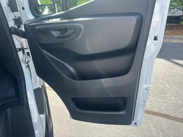 2026 Mercedes-Benz Sprinter 2500 Standard Roof 4-Cyl Diesel