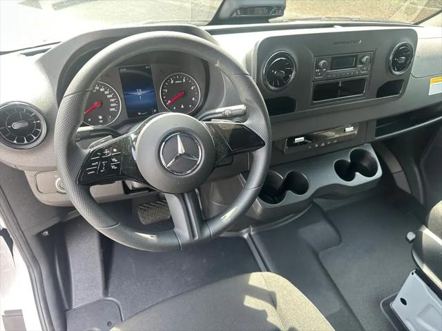 2026 Mercedes-Benz Sprinter 2500 Standard Roof 4-Cyl Diesel