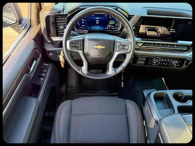 2026 Chevrolet Silverado 1500 4WD Crew Cab Standard Bed LT