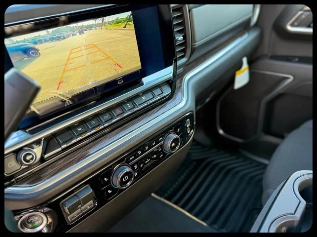 2026 Chevrolet Silverado 1500 4WD Crew Cab Standard Bed LT