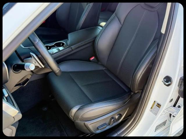 2026 Genesis G70 2.5T RWD
