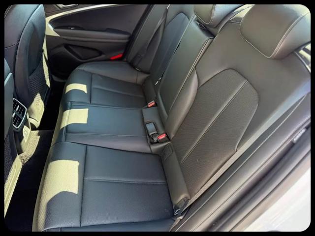 2026 Genesis G70 2.5T RWD