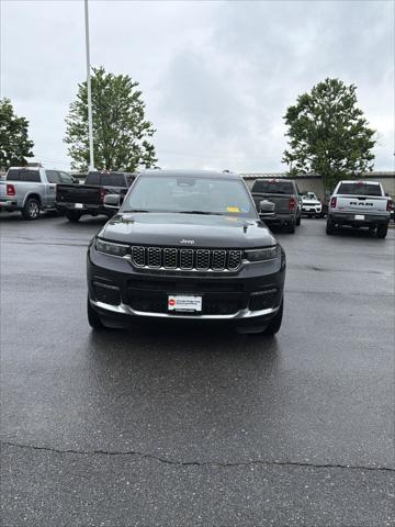 2022 Jeep Grand Cherokee L Summit Reserve 4x4 2022 Jeep Grand Cherokee L Summit Reserve 4x4
