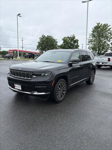 2022 Jeep Grand Cherokee L Summit Reserve 4x4 2022 Jeep Grand Cherokee L Summit Reserve 4x4