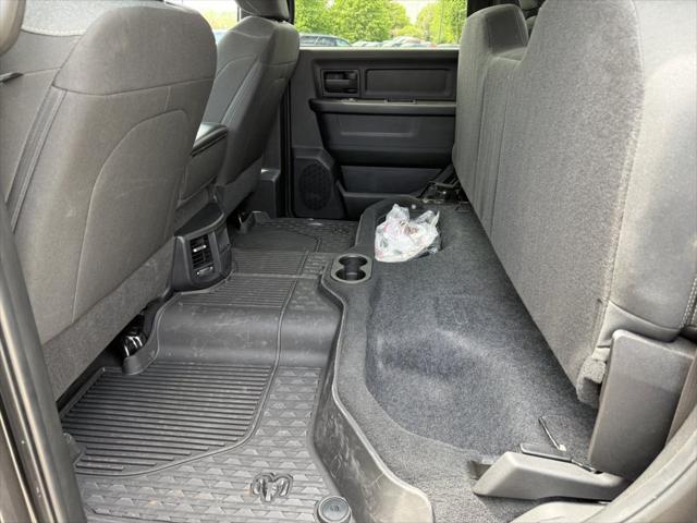 2022 Ram 3500 Tradesman Crew Cab 4x4 6'4" Box