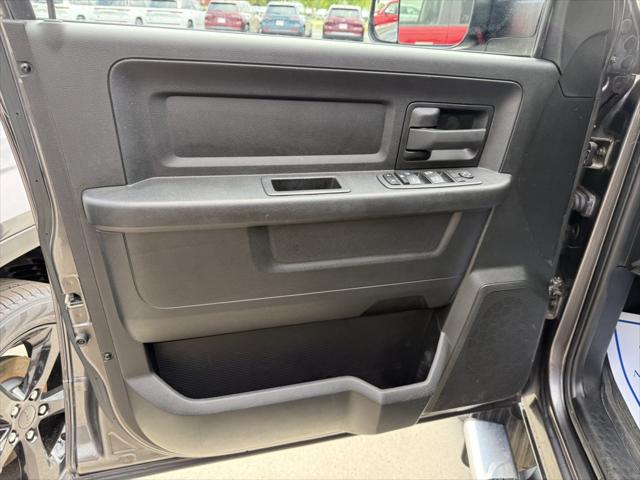 2022 Ram 3500 Tradesman Crew Cab 4x4 6'4" Box