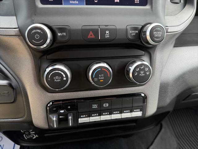 2022 Ram 3500 Tradesman Crew Cab 4x4 6'4" Box
