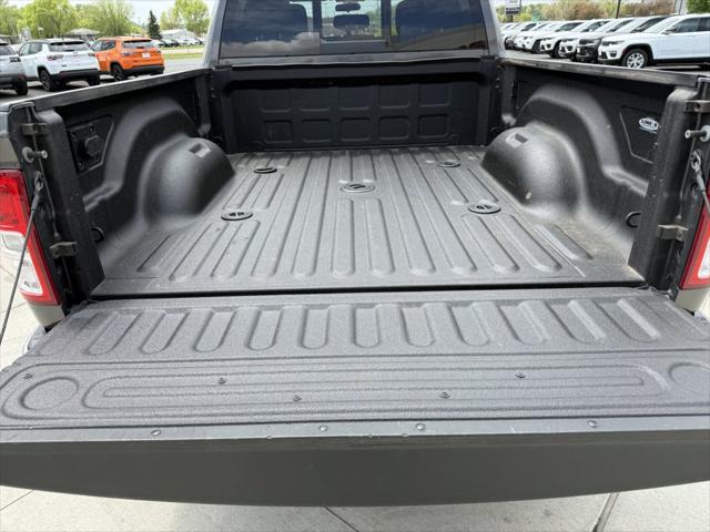 2022 Ram 3500 Tradesman Crew Cab 4x4 6'4" Box