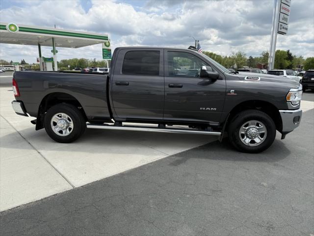 2022 Ram 3500 Tradesman Crew Cab 4x4 6'4" Box