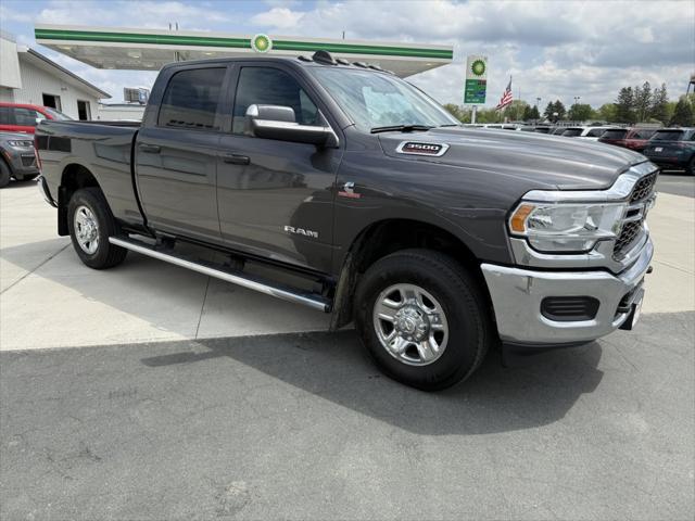 2022 Ram 3500 Tradesman Crew Cab 4x4 6'4" Box