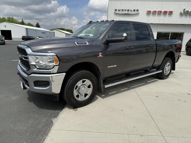 2022 Ram 3500 Tradesman Crew Cab 4x4 6'4" Box