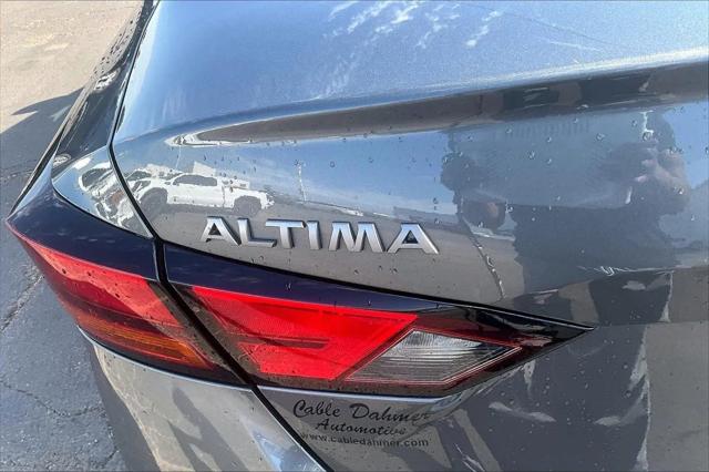 2025 Nissan Altima SV FWD