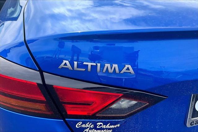 2025 Nissan Altima SV FWD