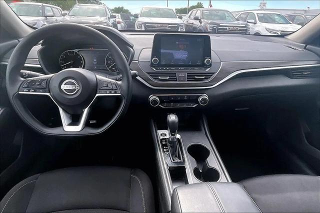 2025 Nissan Altima SV FWD
