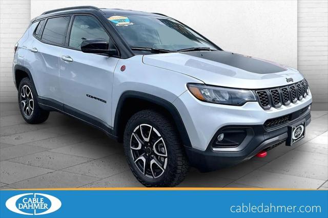 2025 Jeep Compass Trailhawk 4x4 for sale in Topeka, KS