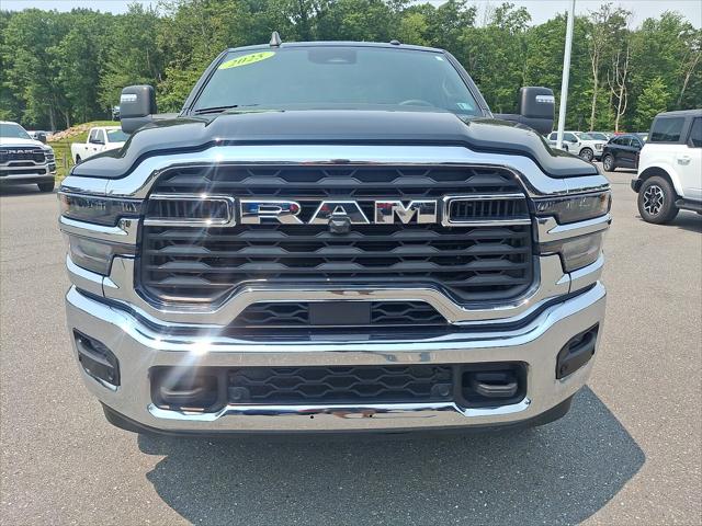 2025 RAM 2500 Big Horn Crew Cab 4x4 64 Box 2025 RAM 2500 Big Horn Crew Cab 4x4 64 Box