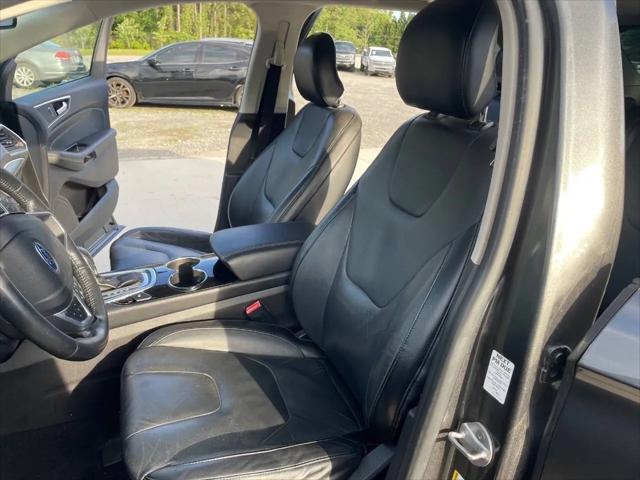2017 Ford Edge Titanium