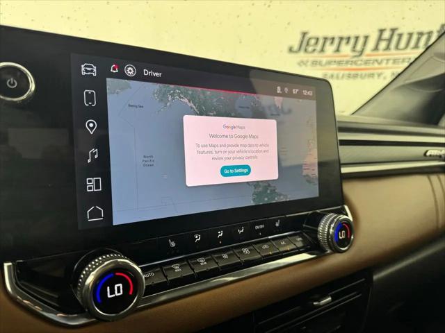 2025 GMC Canyon 4WD AT4