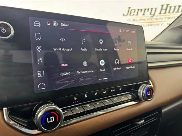 2025 GMC Canyon 4WD AT4