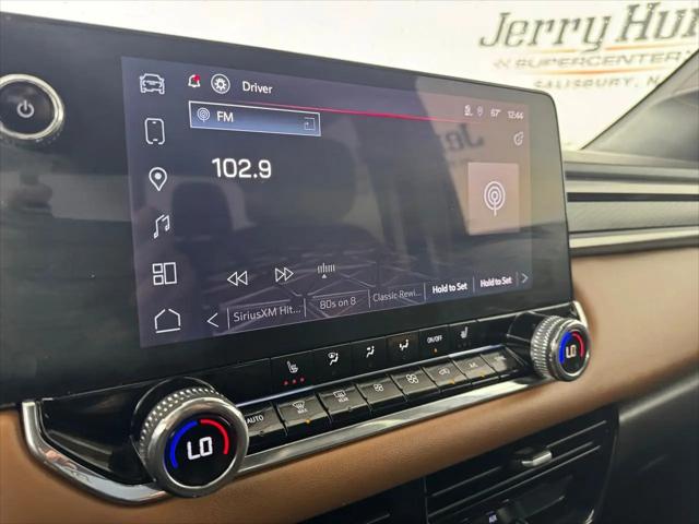2025 GMC Canyon 4WD AT4
