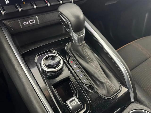 2025 GMC Canyon 4WD AT4