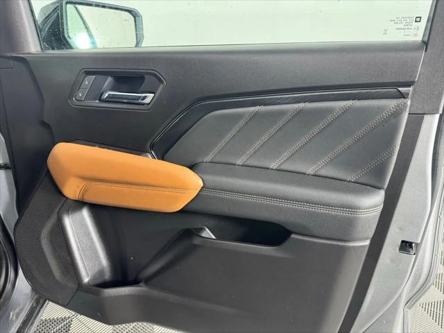 2025 GMC Canyon 4WD AT4