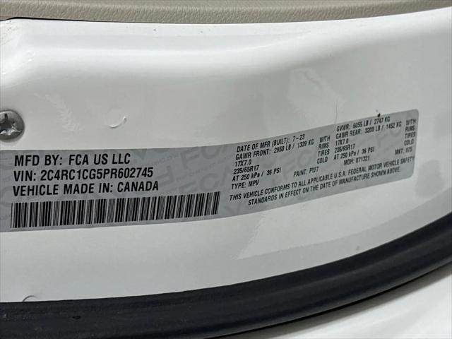 2023 Chrysler Voyager LX