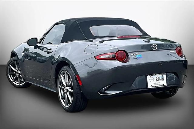 2023 Mazda Mazda3 2.5 S Premium