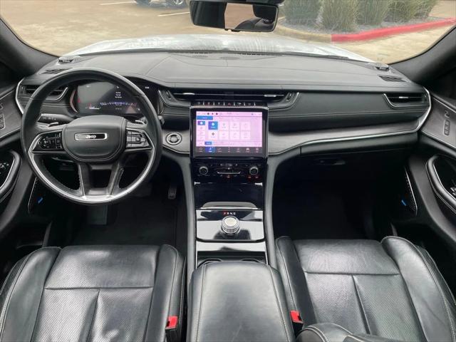 2022 Jeep Grand Cherokee L Overland 4x2