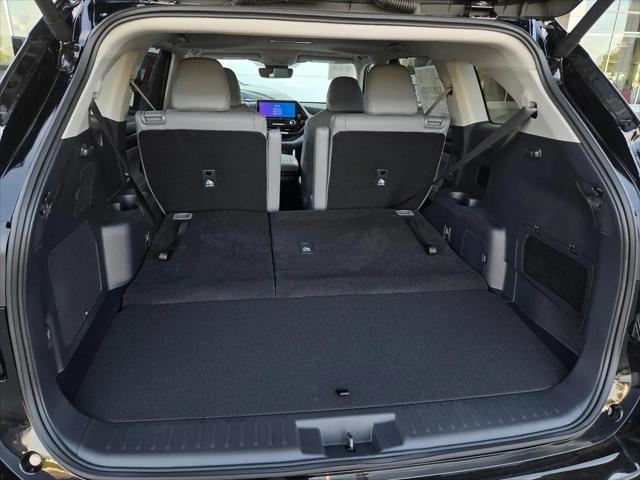 2026 Toyota Highlander Hybrid Limited