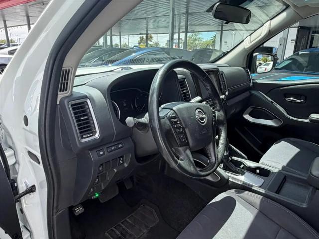 2022 Nissan Frontier Crew Cab Long Bed SV 4x2