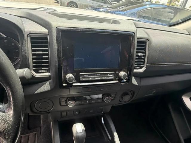 2022 Nissan Frontier Crew Cab Long Bed SV 4x2