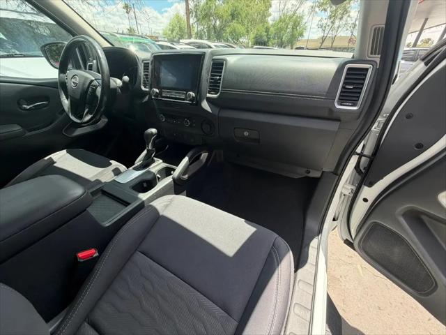 2022 Nissan Frontier Crew Cab Long Bed SV 4x2