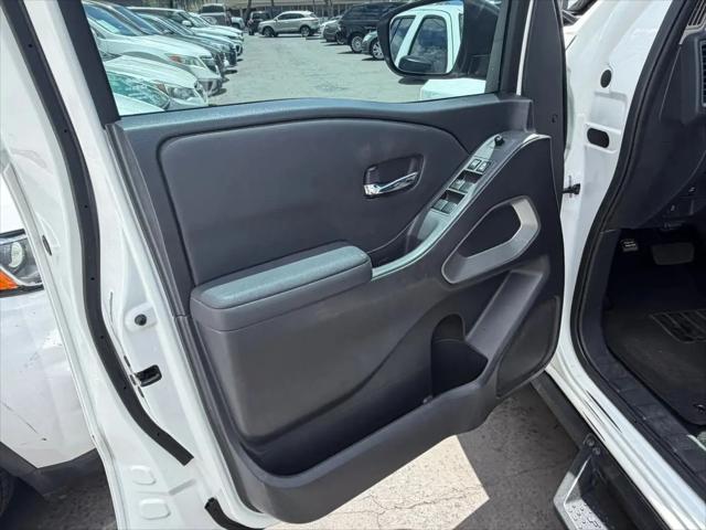 2022 Nissan Frontier Crew Cab Long Bed SV 4x2