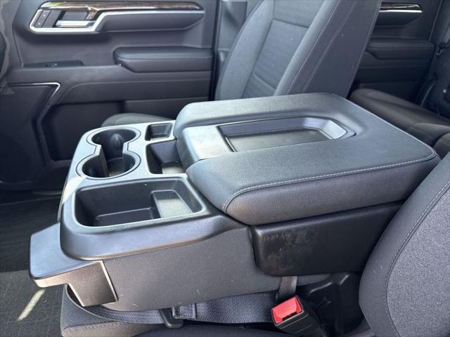 2023 GMC Sierra 1500 4WD Crew Cab Short Box Elevation with 3SB