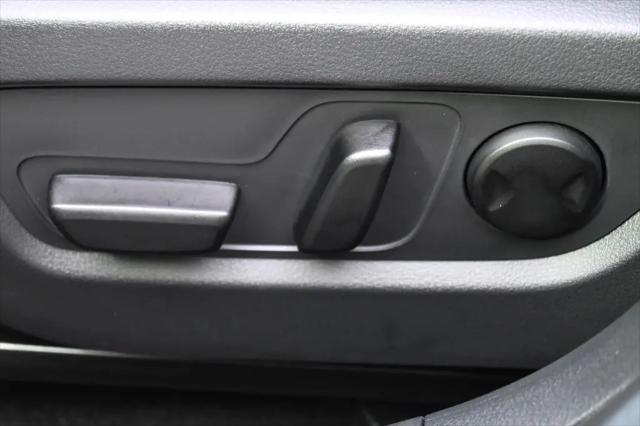 2025 Mazda CX-50 Hybrid Preferred Package