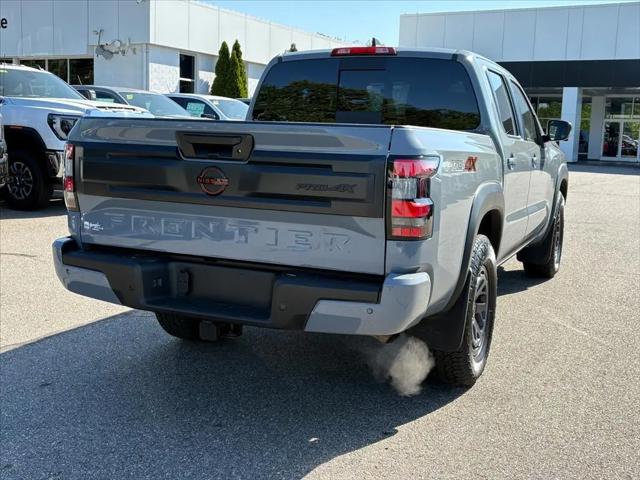 2025 Nissan Frontier Crew Cab PRO-4X 4x4