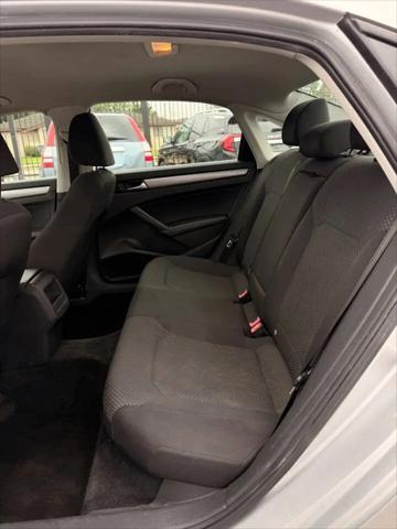 2015 Volkswagen Passat 1.8T S