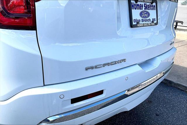 2023 GMC Acadia AWD Denali